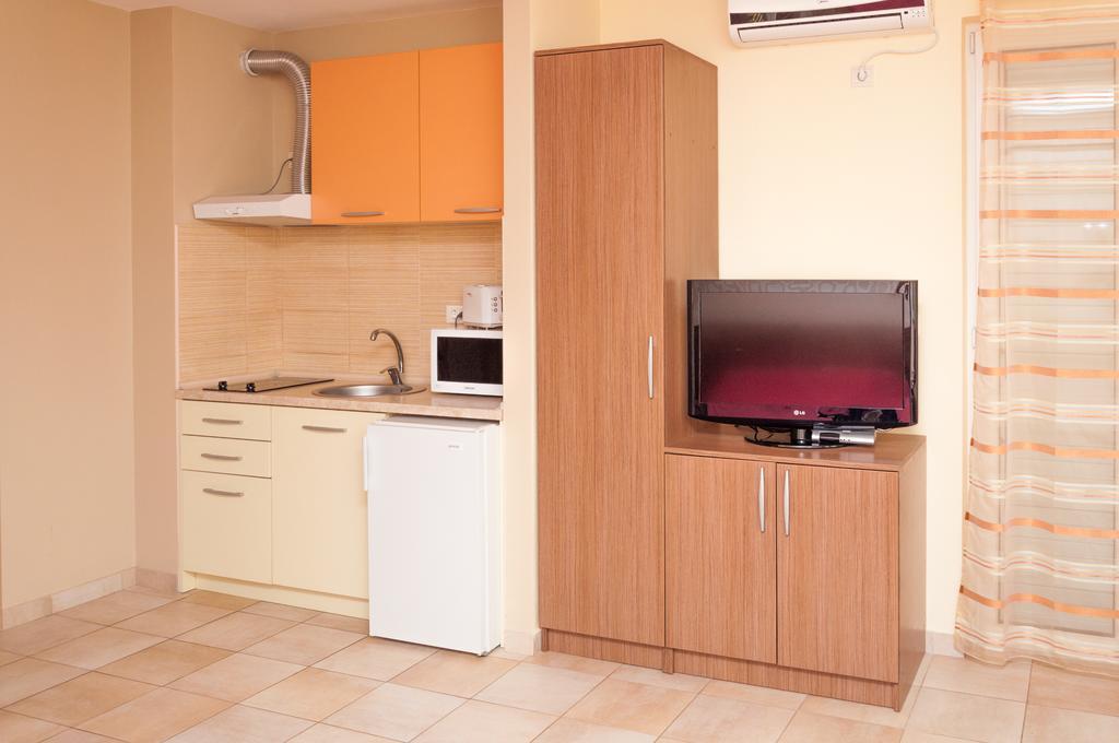 Apartments Lila Aurea Petrovac Habitación foto