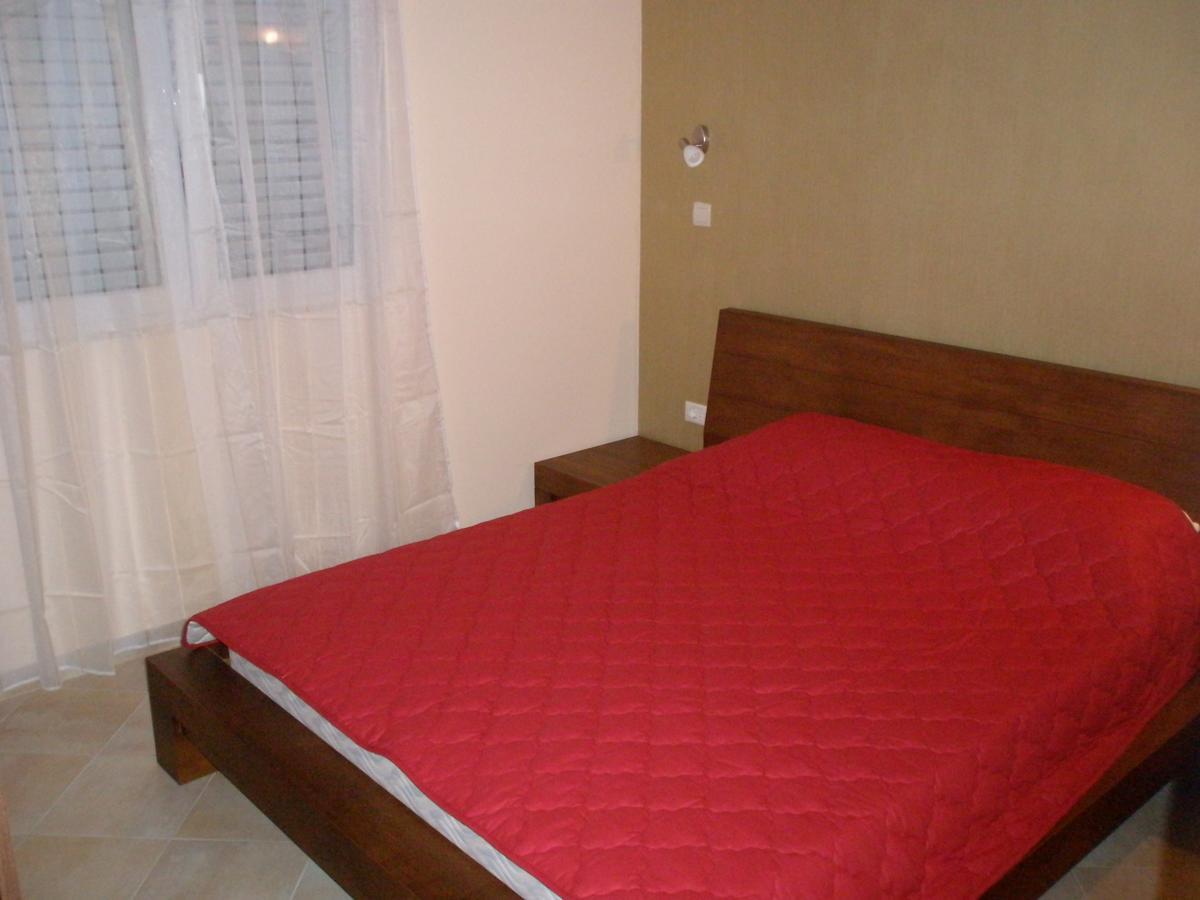 Apartments Lila Aurea Petrovac Exterior foto
